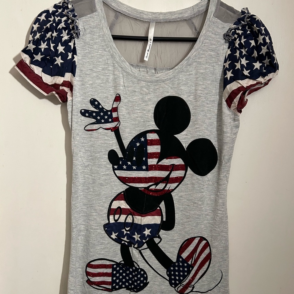 Minnie Mouse Patriotic Woman’s T-Shirt/Blouse